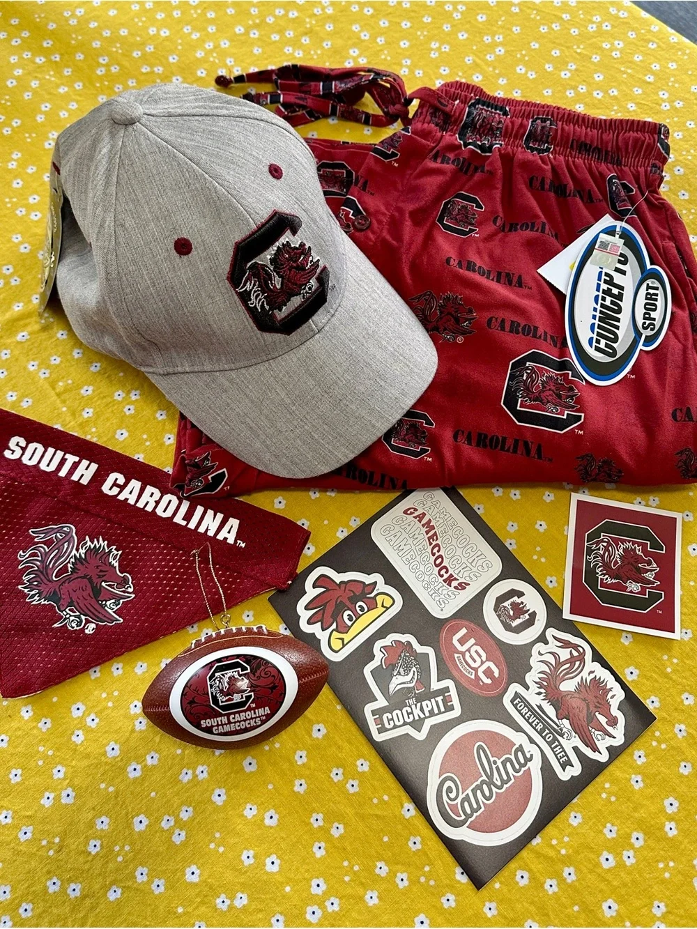 🏈 NWT❗️University of South Carolina Gamecocks ‼️ Lounge pant / Ball cap & more! - Picture 1 of 14